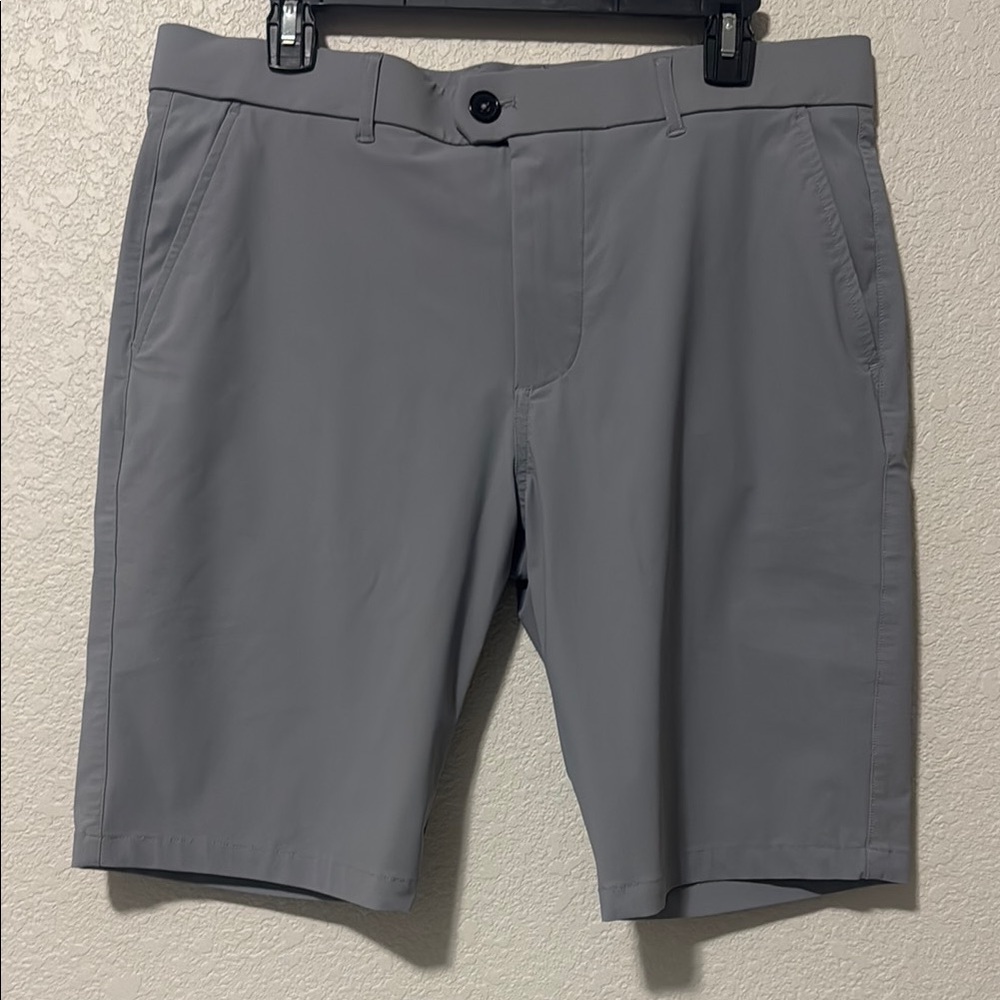 Greyson Montauk Short 8" in Slate Grey - Size 34